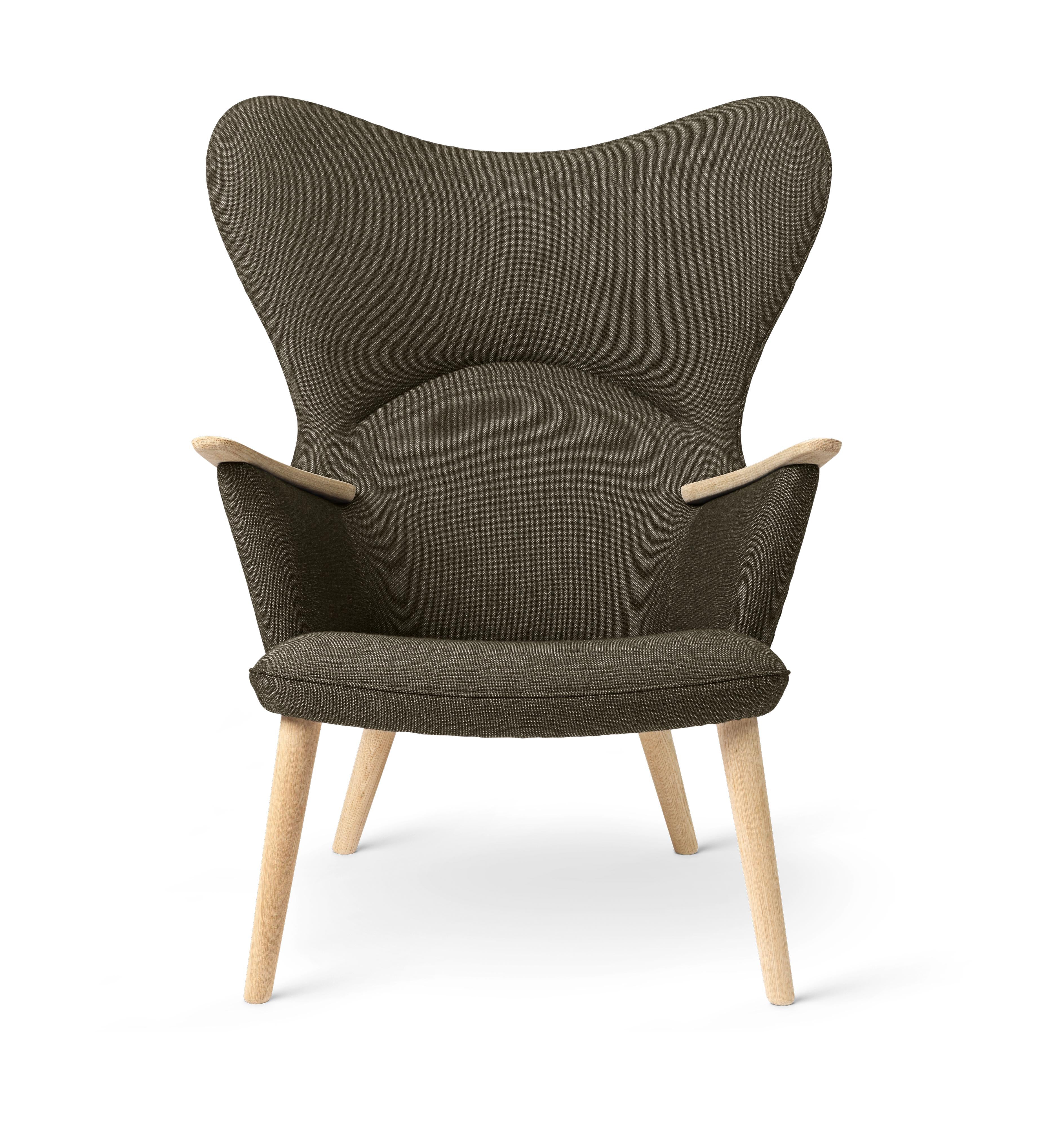 Carl Hansen CH78 MAMA Bear Lounge, dębowe mydło/pasja 1101