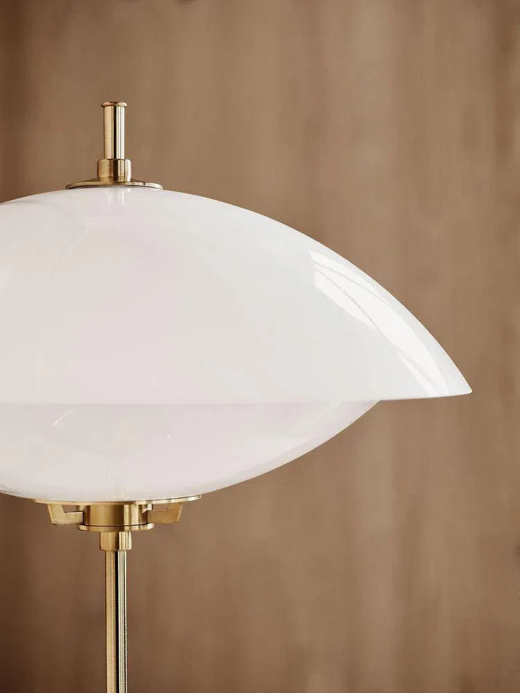 Lampa podłogowa Fritz Hansen, Ø40 cm