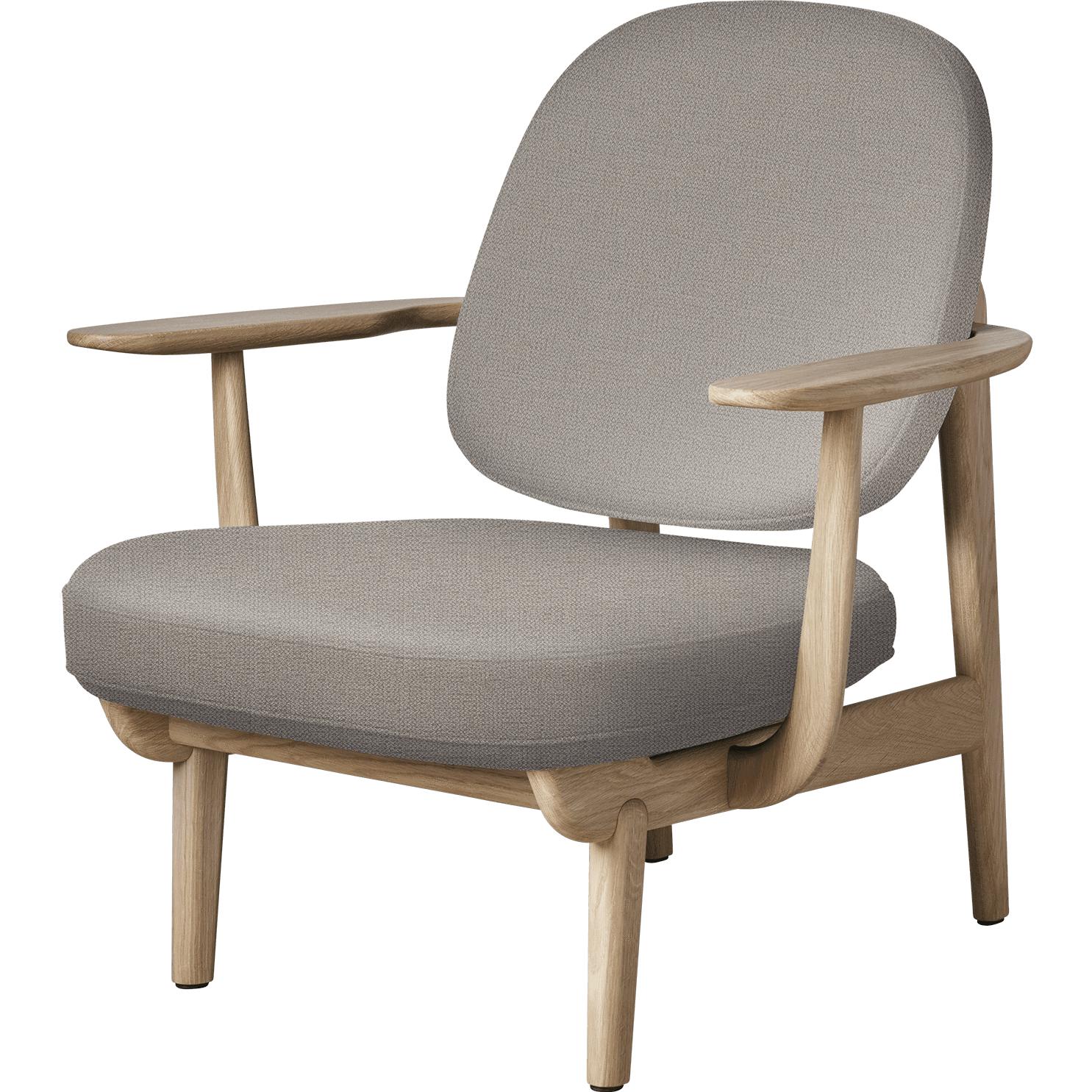 FRITZ HANSEN JH97 Fred Lounge Frea Lakiered Oak, Light Beige