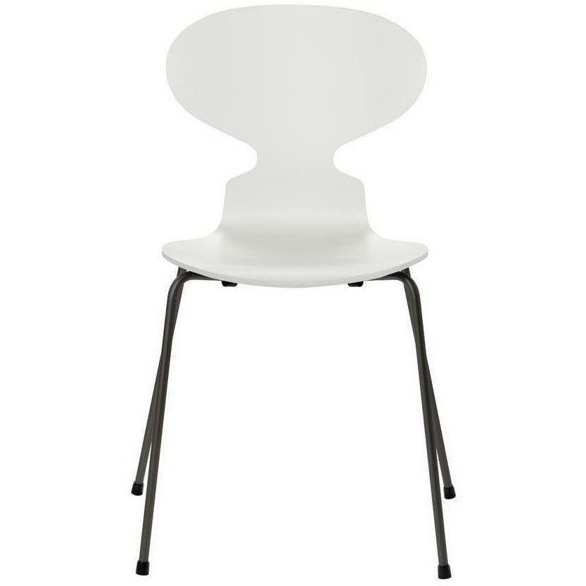 Fritz Hansen Ant Chair Lacquered White Shell, Warm Graphite Base