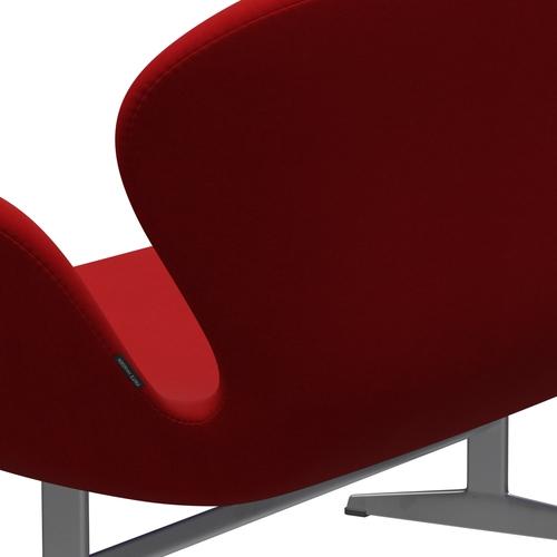 Fritz Hansen Swan Sofa 2 osobę, srebrny szary/komfort czerwony (01414)