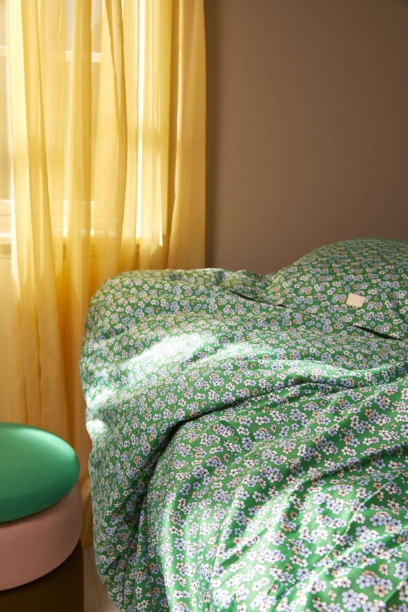 Juna Pleasly Bed Line 140x200 cm, zielony