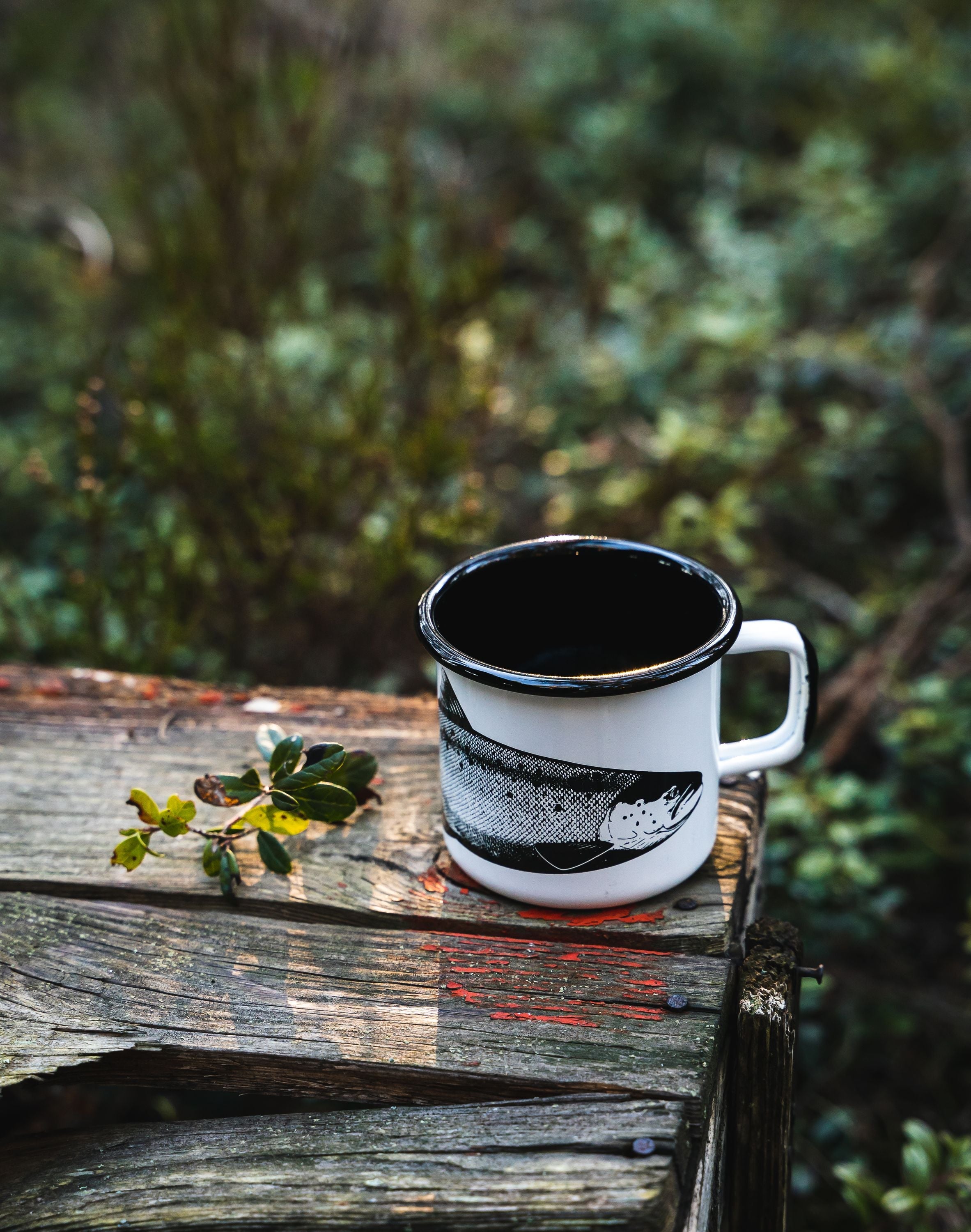 Muurla Nordic Enamel Mug, The Salmon