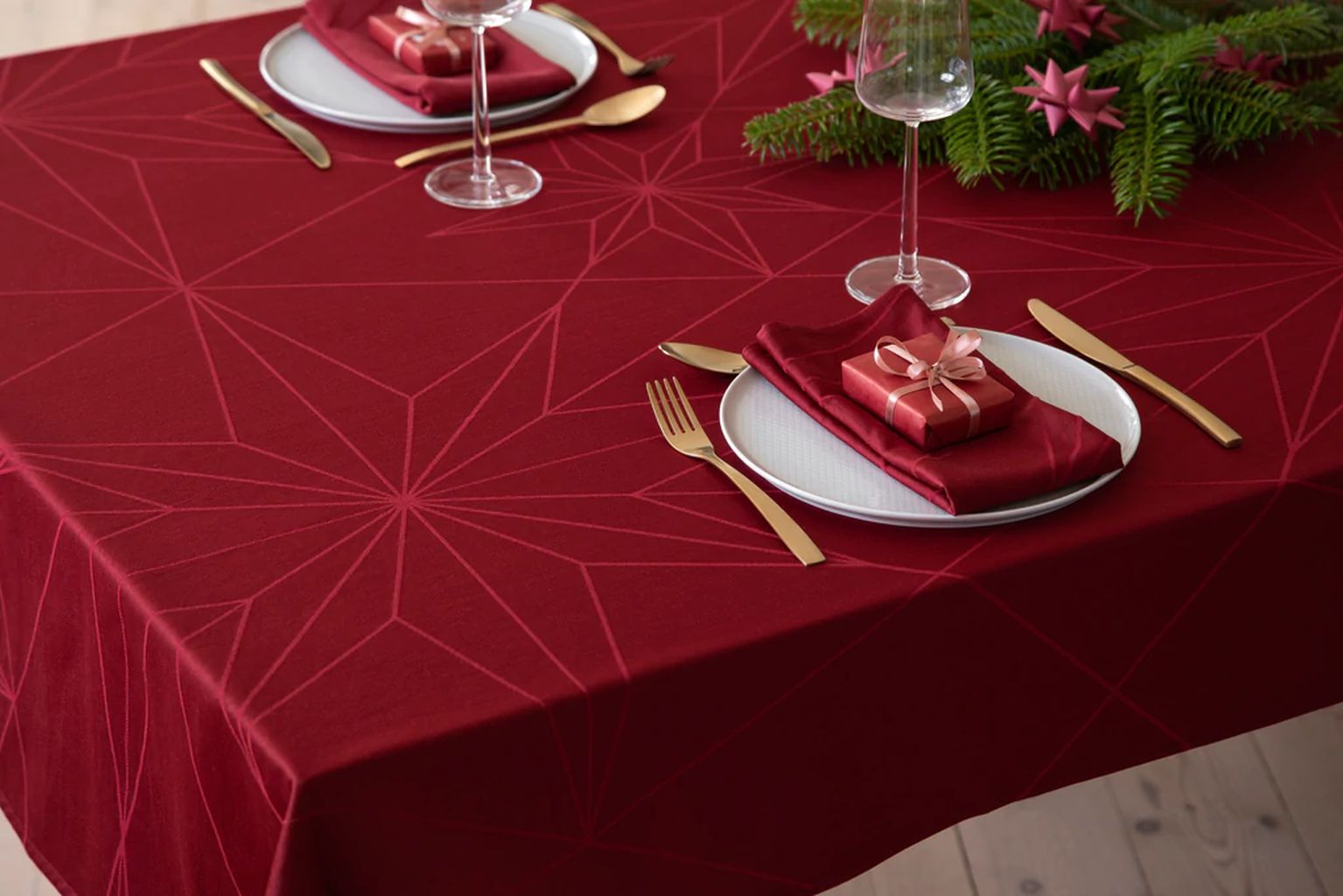 Novoformy Design Stars Tablecloth 270 cm, Adwent Red