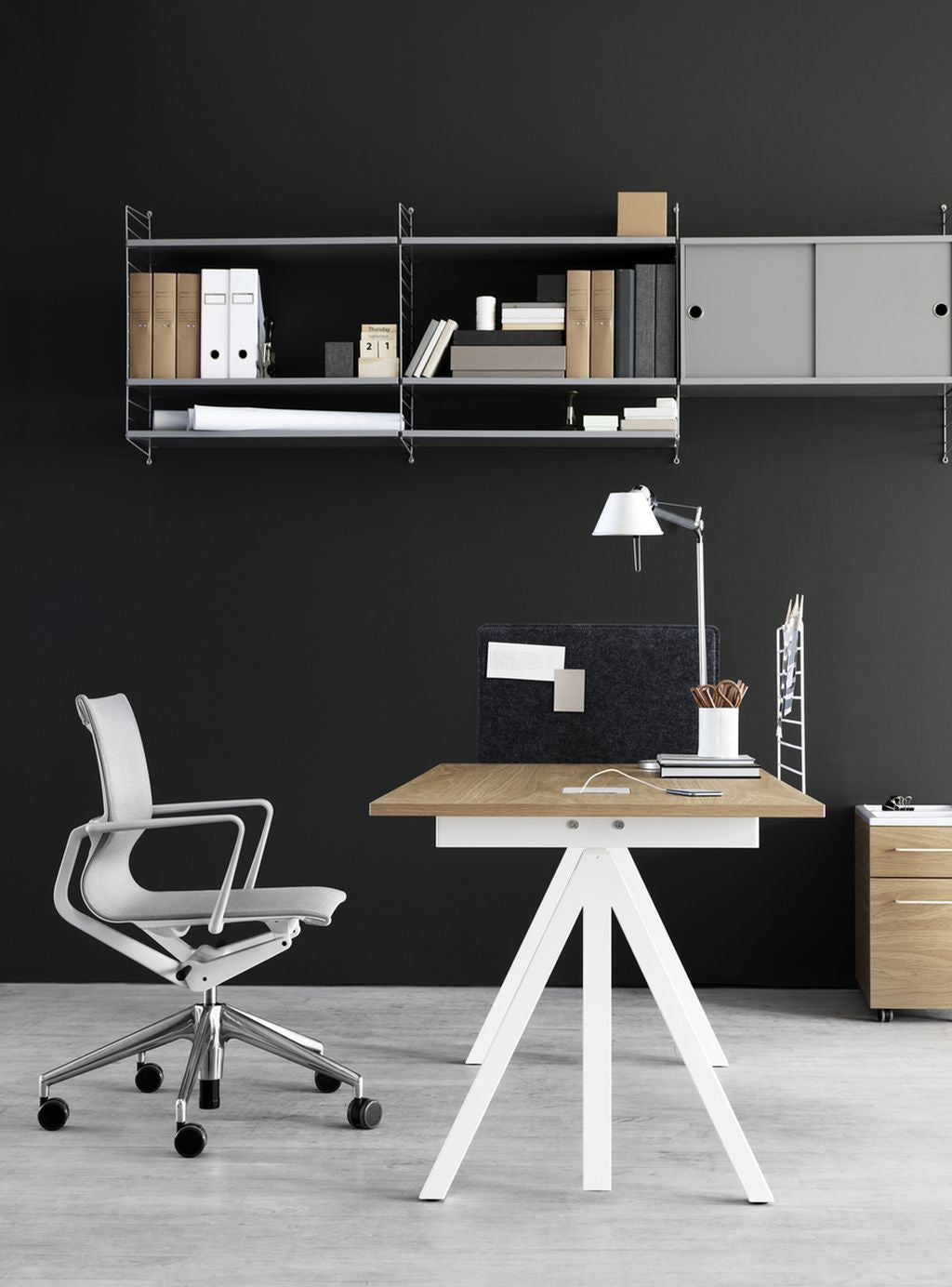 String Furniture Height Adjustable Work Table 78x120 Cm, Light Grey Linoleum