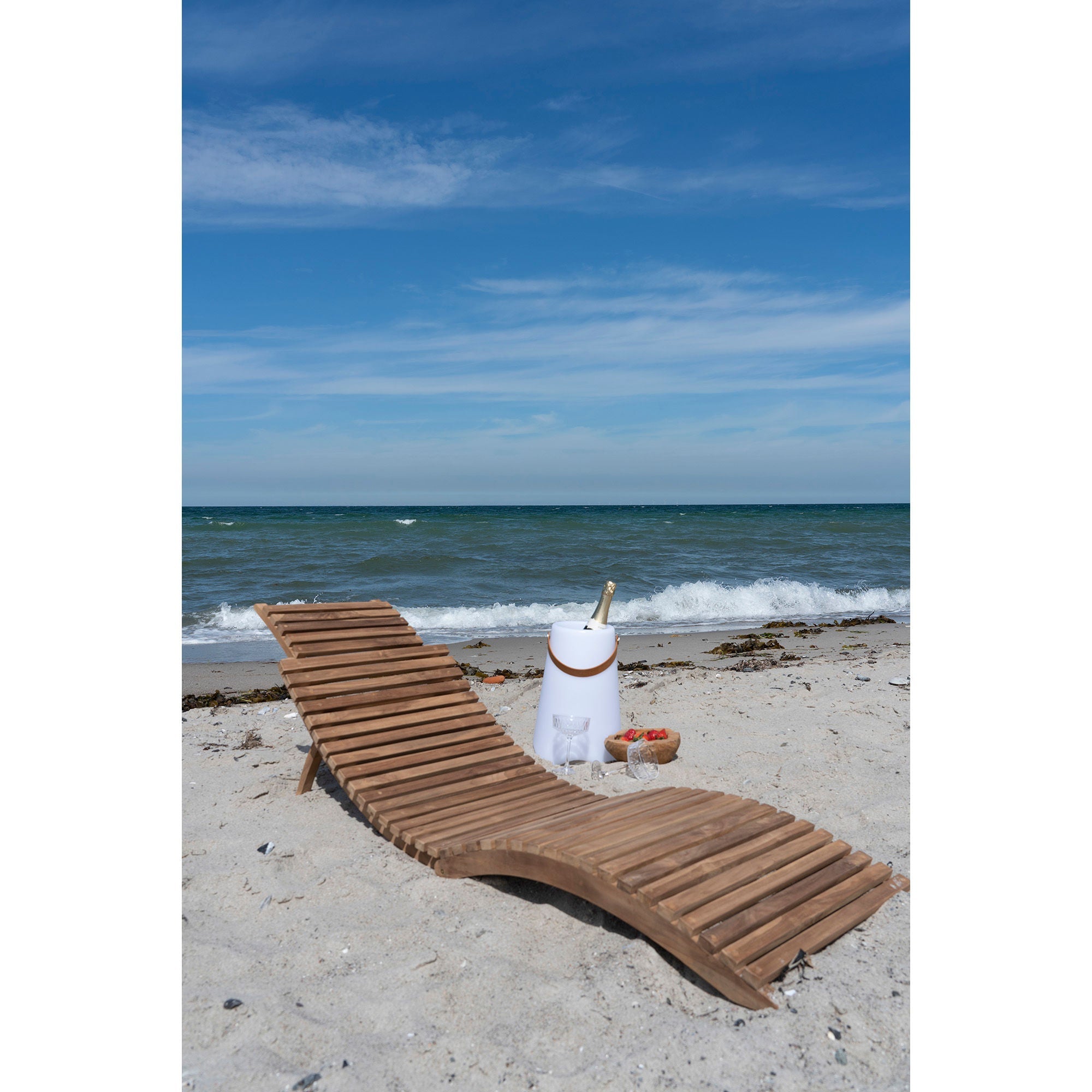 Dom Nordic Arrieta Teak Sunlounger