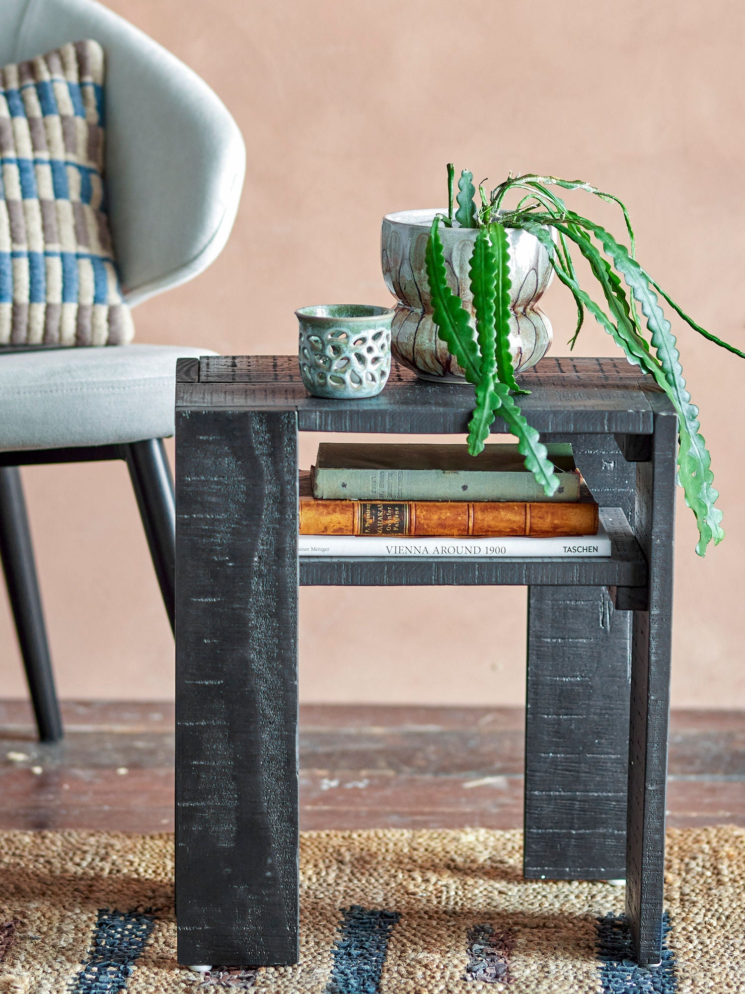 Creative Collection Emillio Side Table, Black, Pine