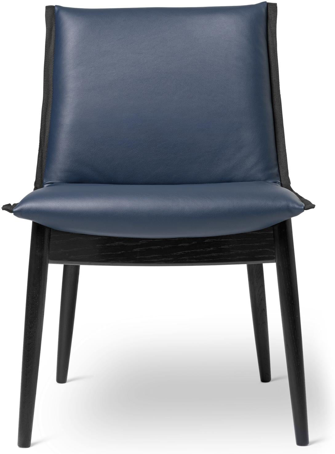 Carl Hansen E004 Embrace krzesło, lakierowany dąb, niebieska skóra