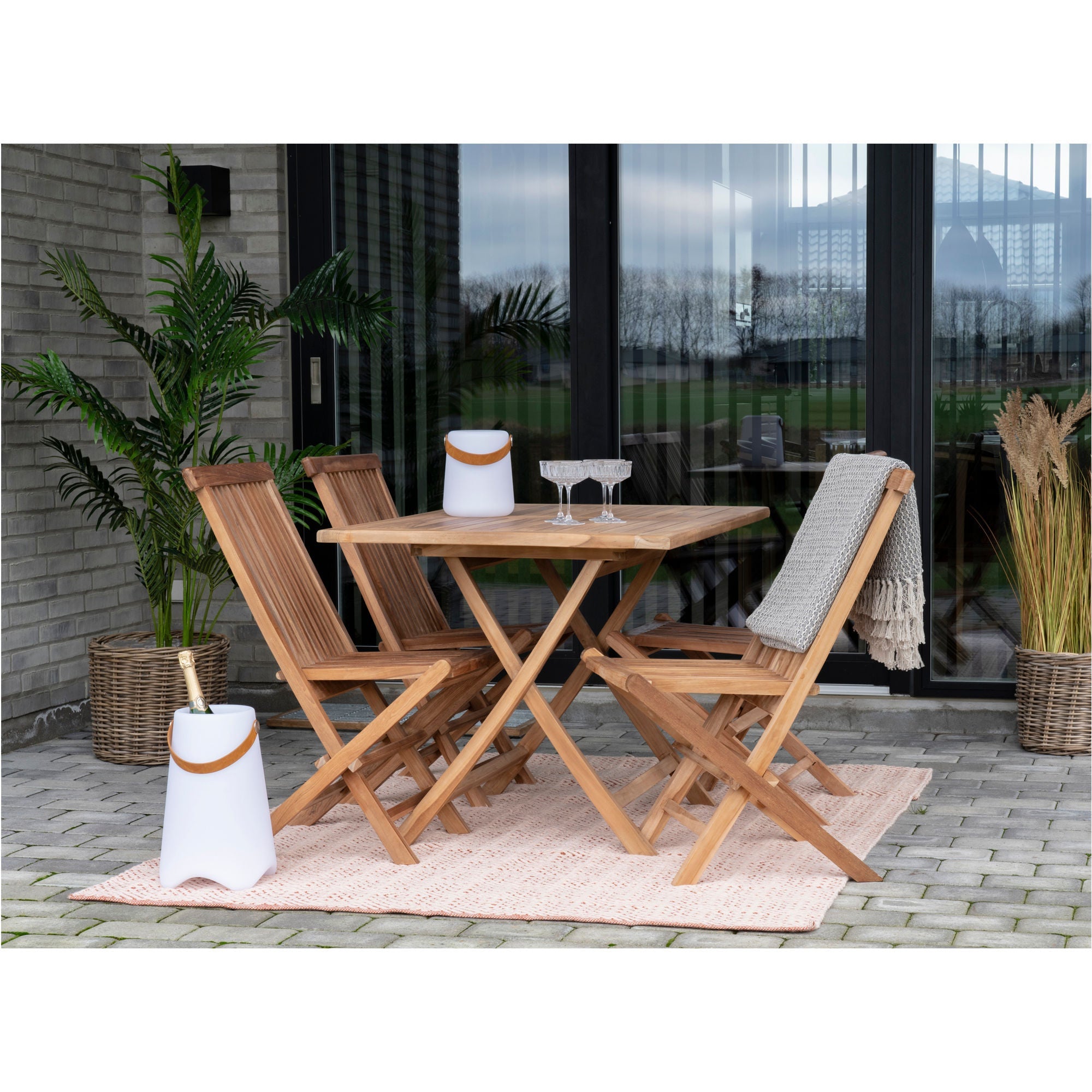 House Nordic Oviedo Teak Dining Table