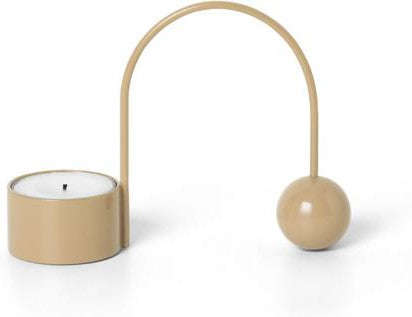 Ferm Living Balance Candleder, ciemny bakłażon