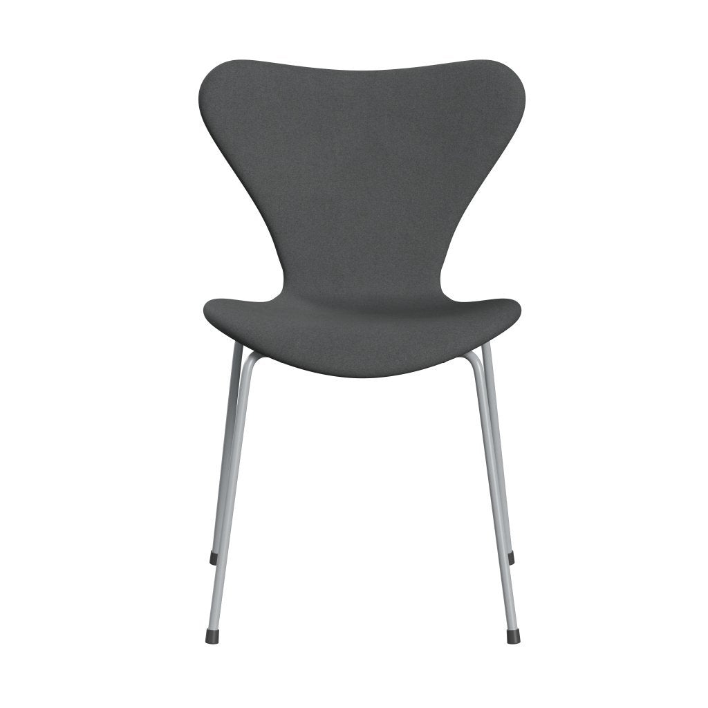 Fritz Hansen 3107 Chair Full Upholstery, Silver Grey/Divina Dark Grey