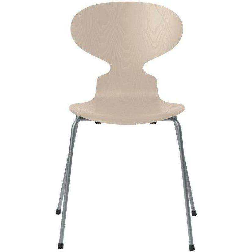 Fritz Hansen Ant Chair Dyed Ash Light Beige Bowl, Silver Grey Base