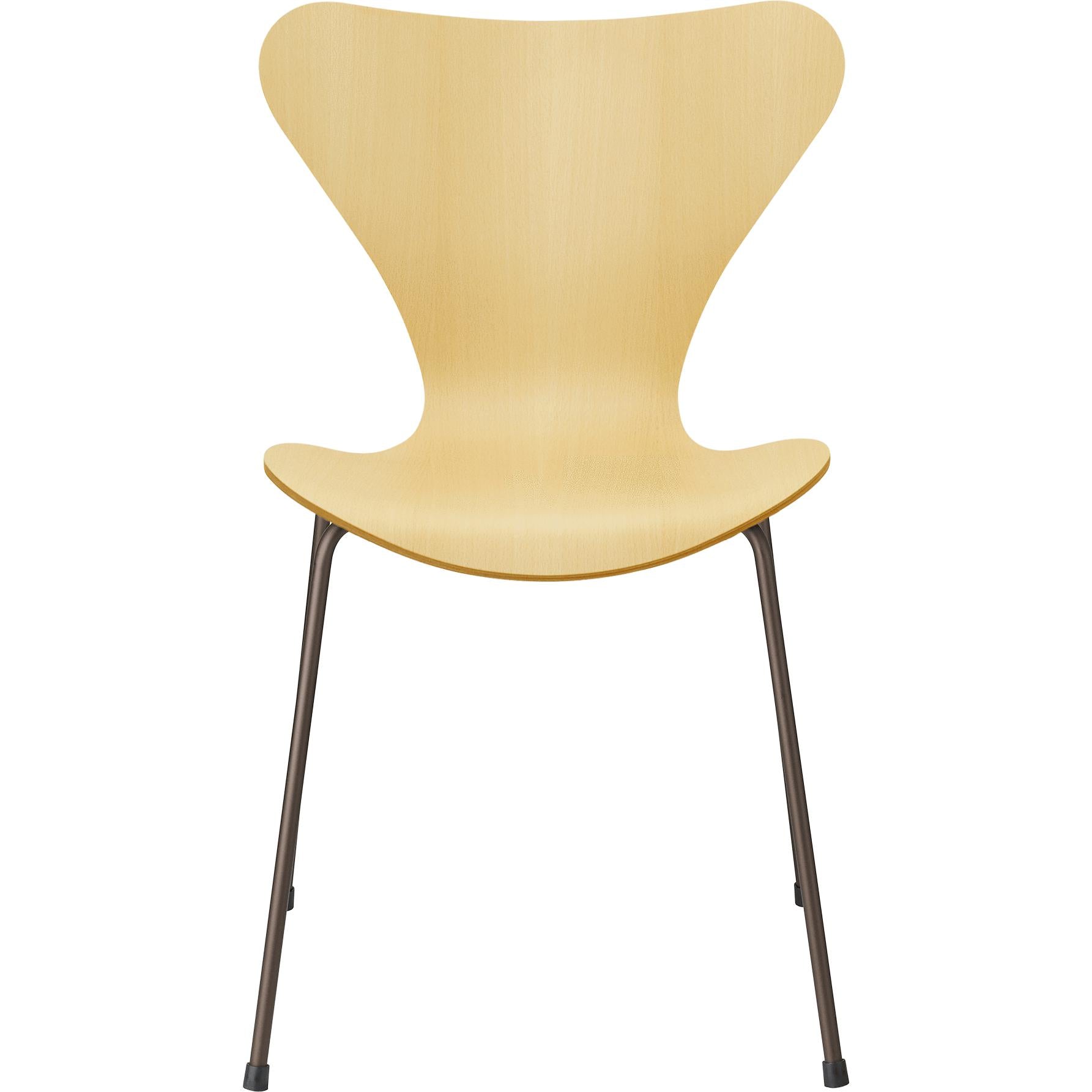 Fritz Hansen Series 7 Firma Bukowa Shell, brązowa brązowa podstawa