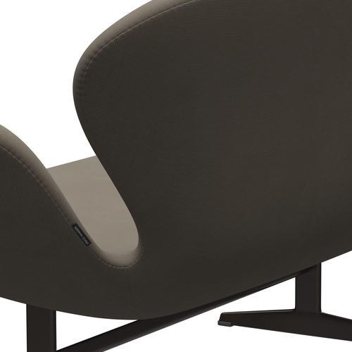 Fritz Hansen Swan Sofa 2 osobę, brązowy brąz/sława beżowa (61003)