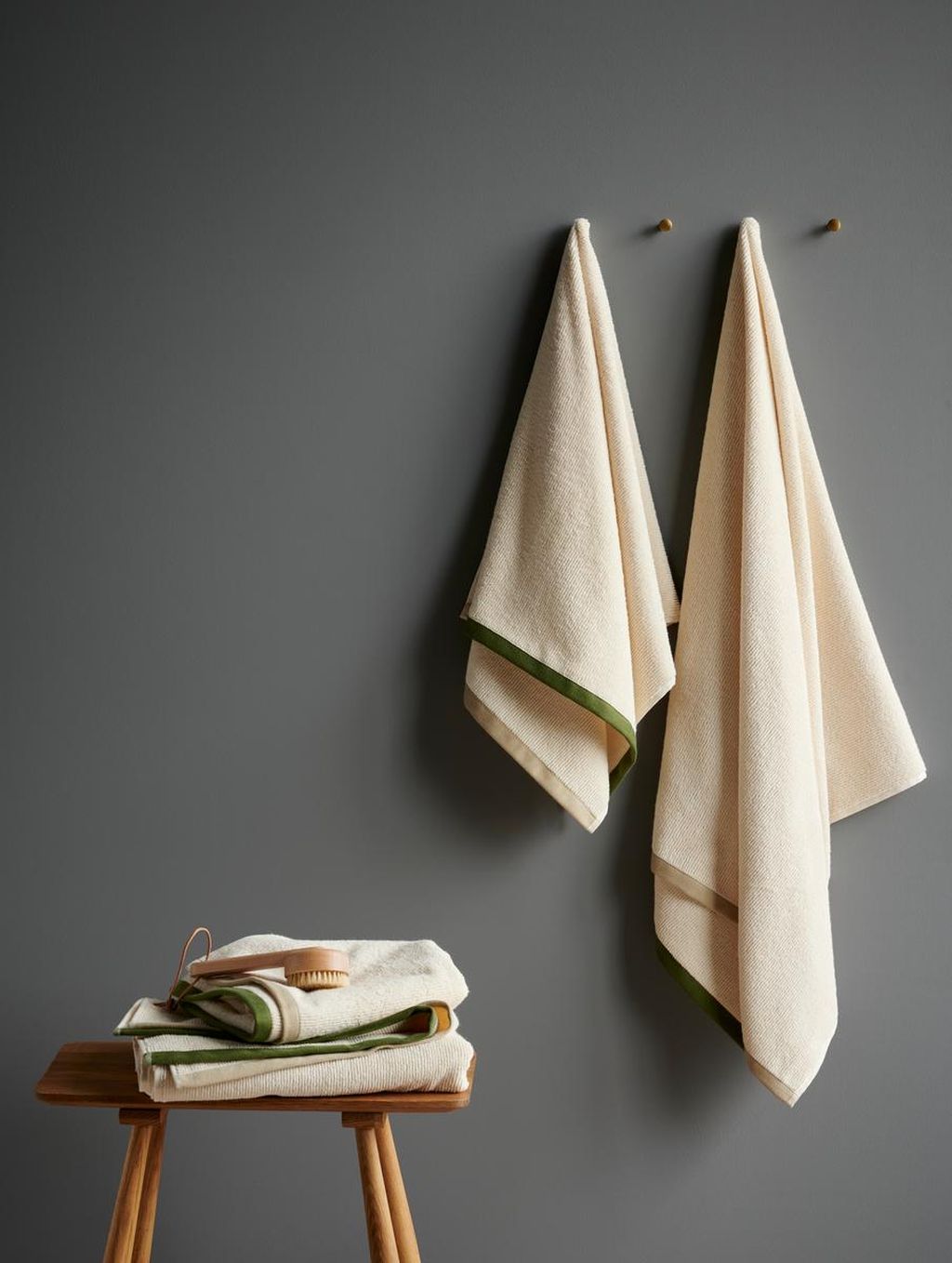 [product_category]-Södahl Contrast Towel 50x100, Olive-Södahl-5722000257363-25736-SÖD-4