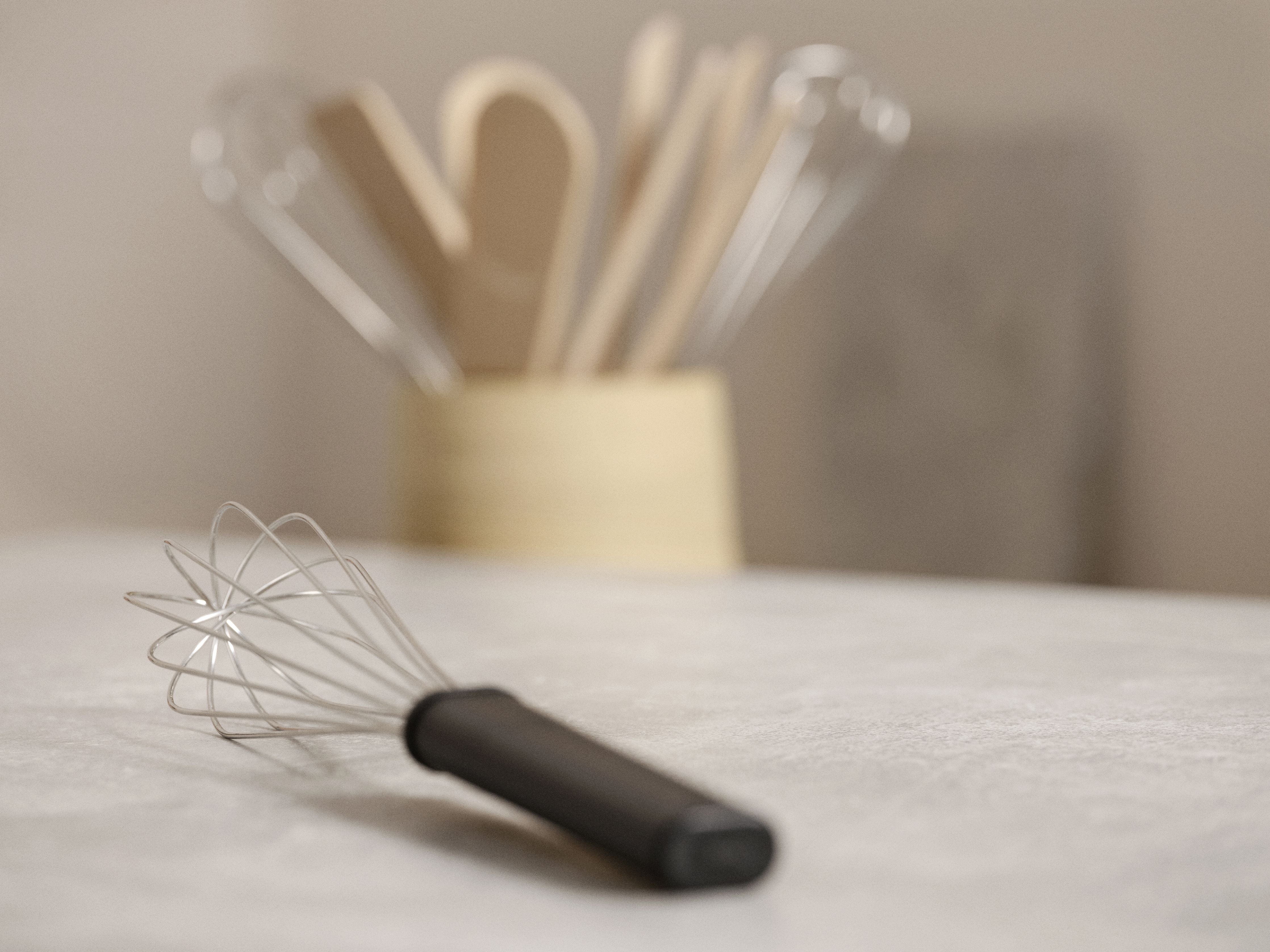 Zone Denmark Singles Whisk, Black