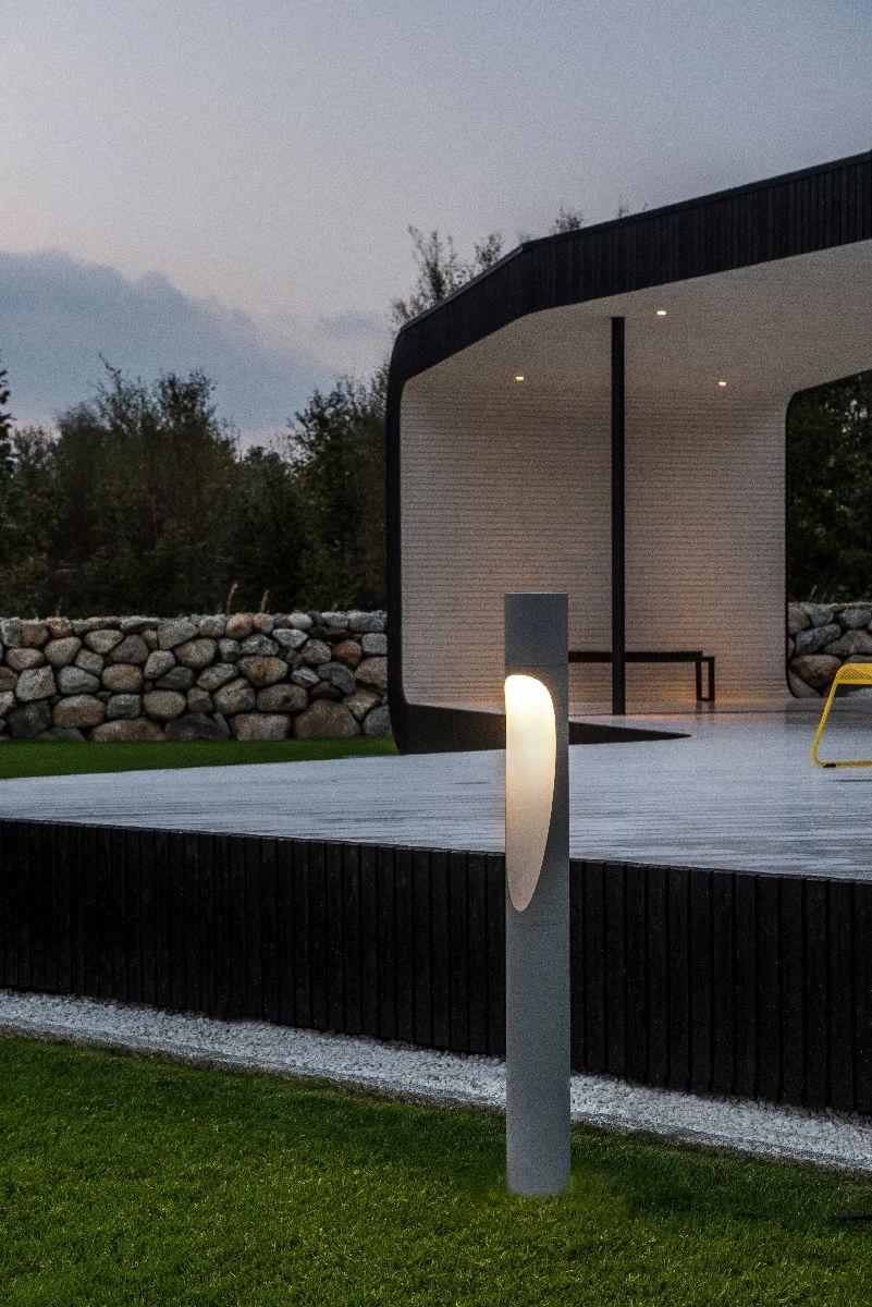 Louis Poulsen Flindt Bollard Class Ii Led 4000 K 12 W Night Dim Post With Base Plate, Corten