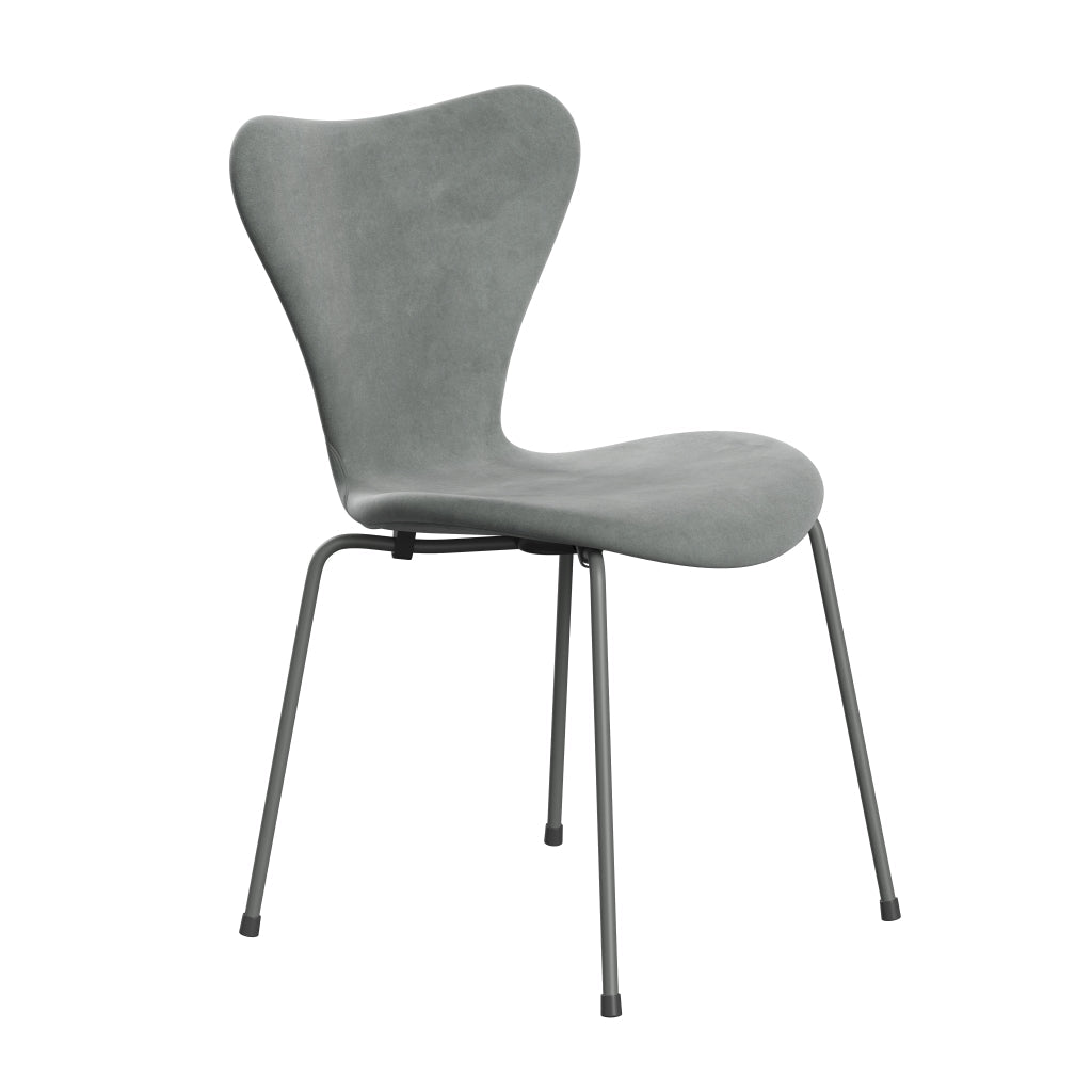 Fritz Hansen 3107 Chair Full Upholstery, Silver Grey/Belfast Velvet Seal Grey