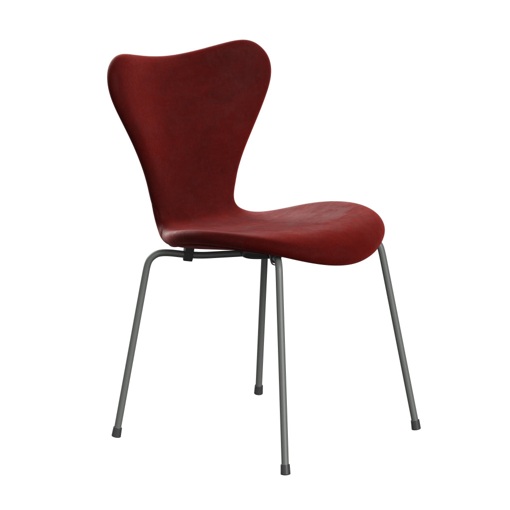 Fritz Hansen 3107 Chair Full Upholstery, Silver Grey/Belfast Velvet Autumn Red