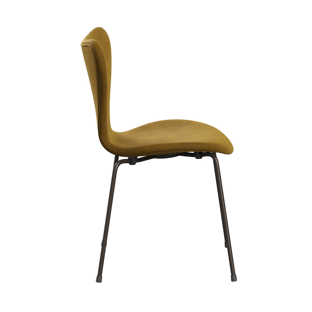 Fritz Hansen 3107 Chair Full Upholstery, Brown Bronze/Belfast Velvet Soft Ochre