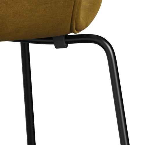 Fritz Hansen 3107 Krzesło pełne tapicerka, czarny/belfastowy aksamitny miękki ochra