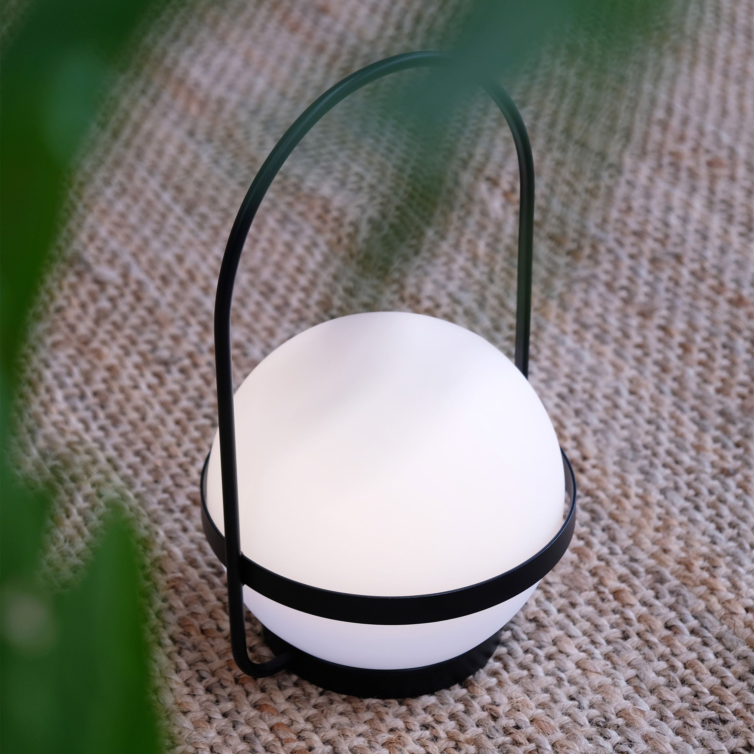 Dyberg Larsen Summer Solar Table Lamp