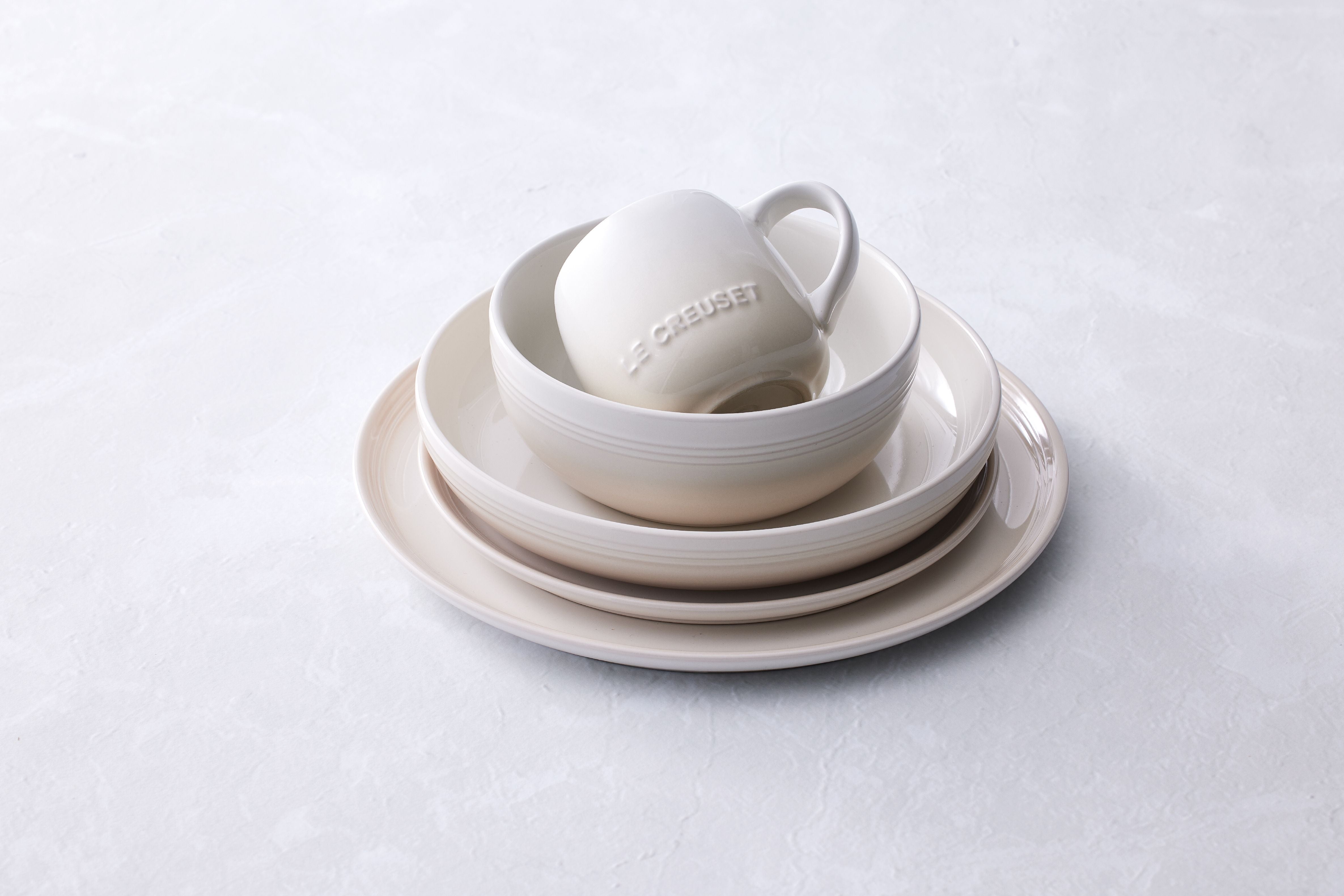 Le Creuset Coupe Pasta Bowl, Meringue