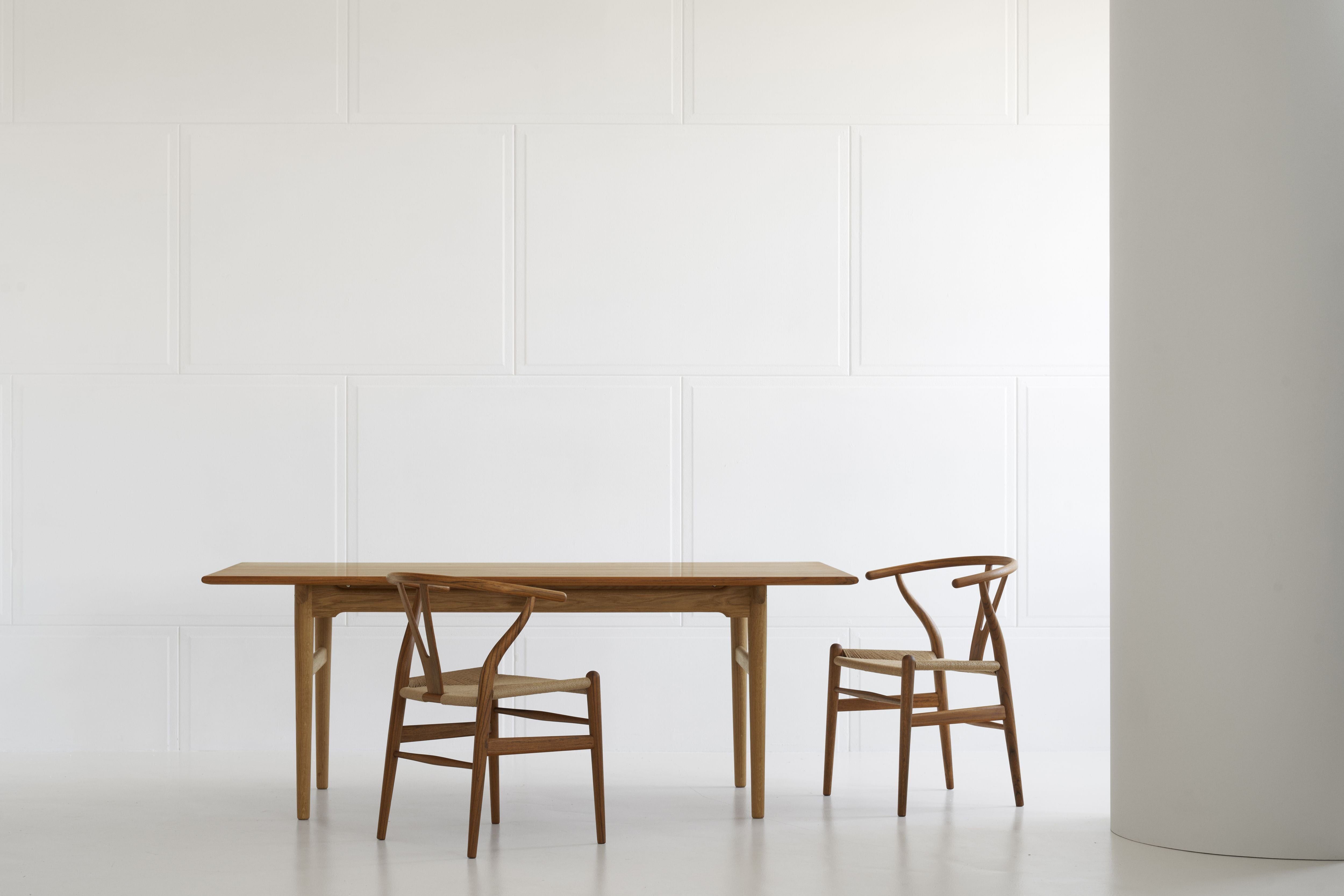 Carl Hansen Ch327 Dining Table 190x95 Cm, Teak