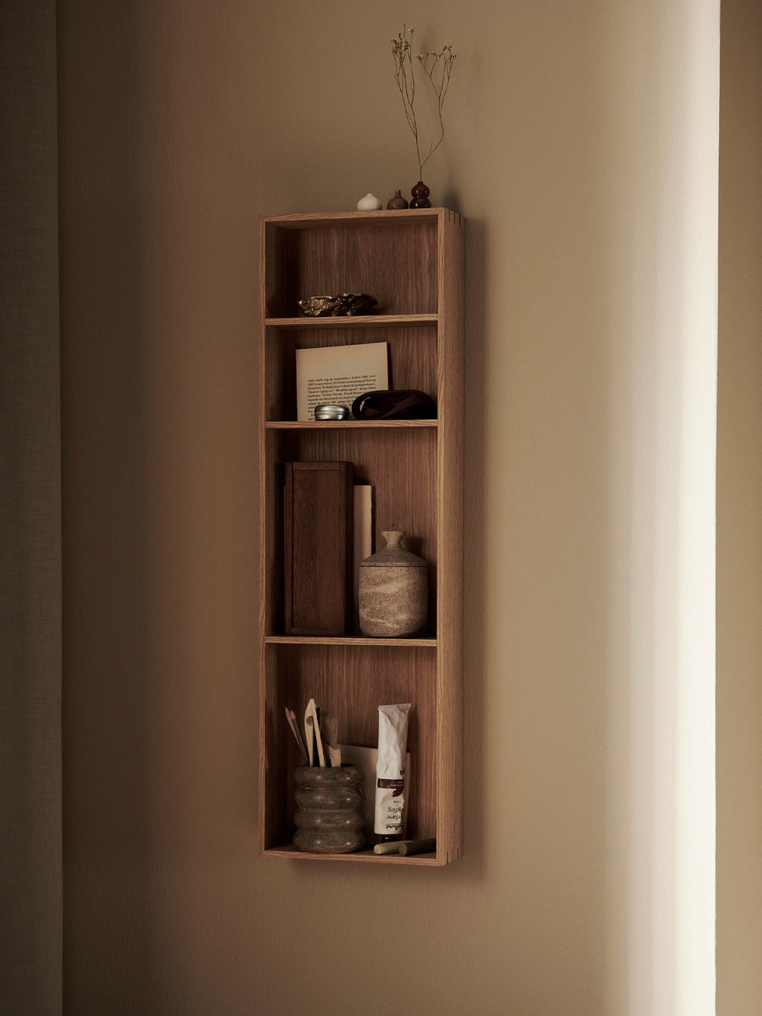 Ferm Living Bon Shelf, naoliwiony dąb