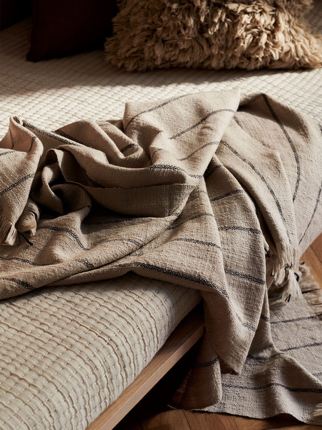 Ferm Living Calm Blanket, Camel/Black