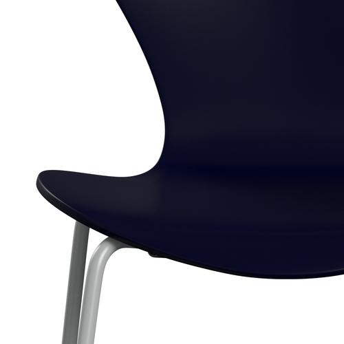 Fritz Hansen 3107 Krzesło bezzapisowe, dziewięć szary/lakierowany Midnight Blue