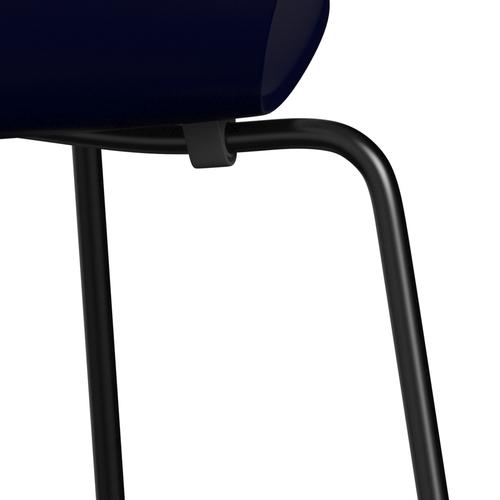 Fritz Hansen 3107 Krzesło Niezapicerowane, czarne/lakierowane Midnight Blue