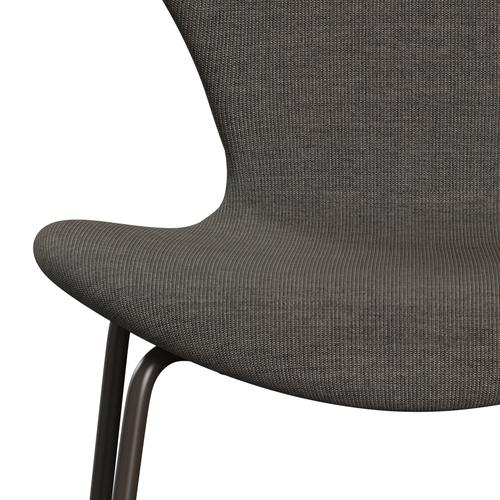 Fritz Hansen 3107 Krzesło pełna tapicerka, brązowy brąz/płótno szary