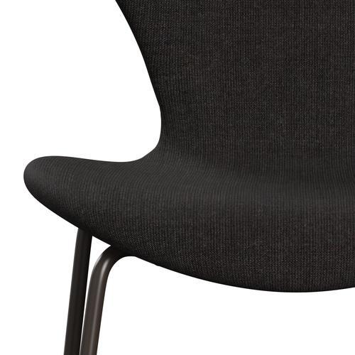 Fritz Hansen 3107 Krzesło pełna tapicerka, brązowy brąz/płótno czarne