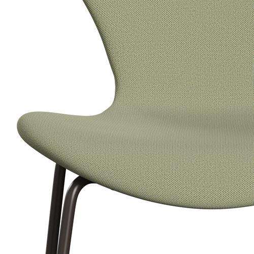 Fritz Hansen 3107 Krzesło pełna tapicerka, brązowy brąz/Capture Soft Green