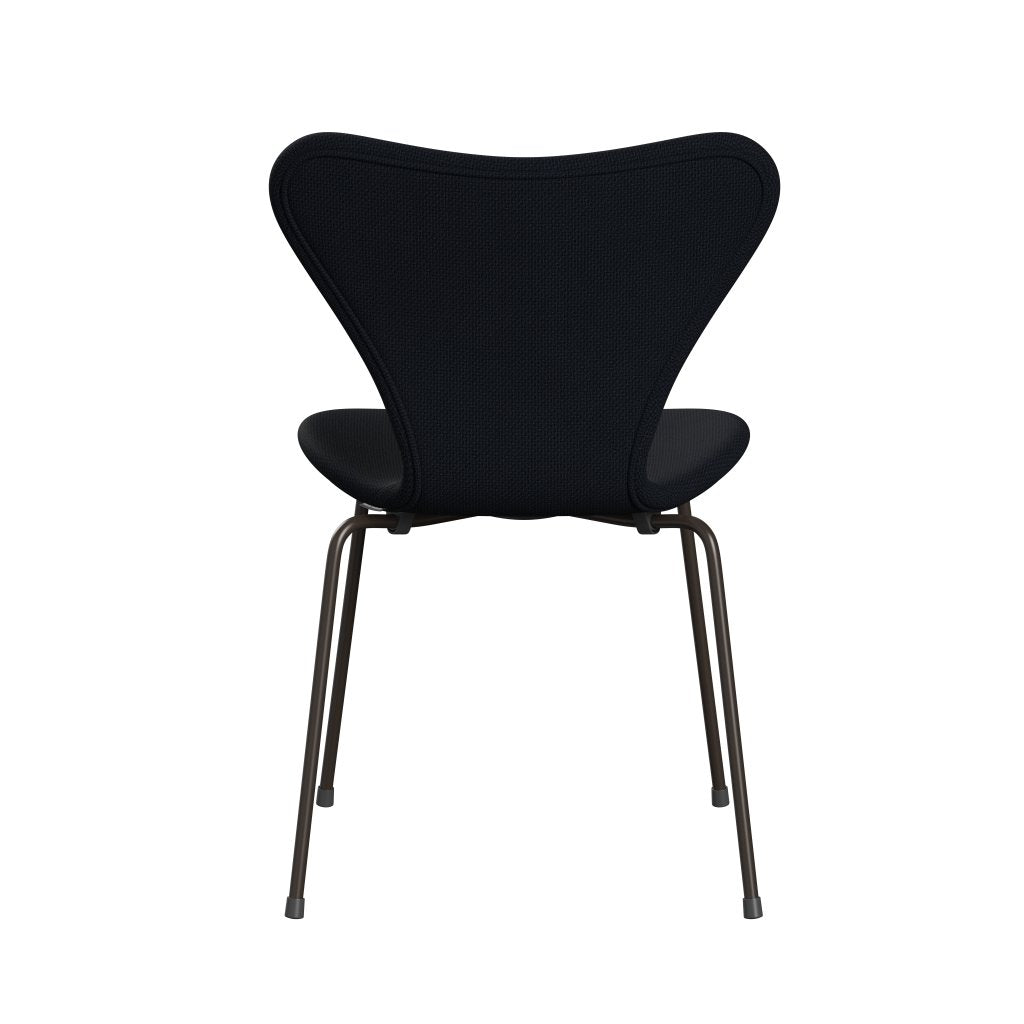 Fritz Hansen 3107 Krzesło pełne tapicerka, brązowy brąz/Diablo Dark Blue