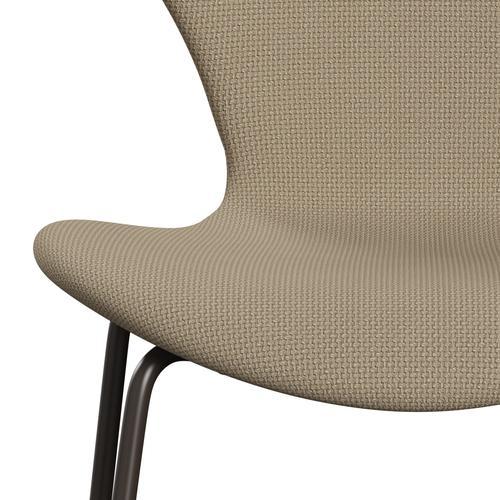 Fritz Hansen 3107 Krzesło pełna tapicerka, brązowy brąz/diablo hessian