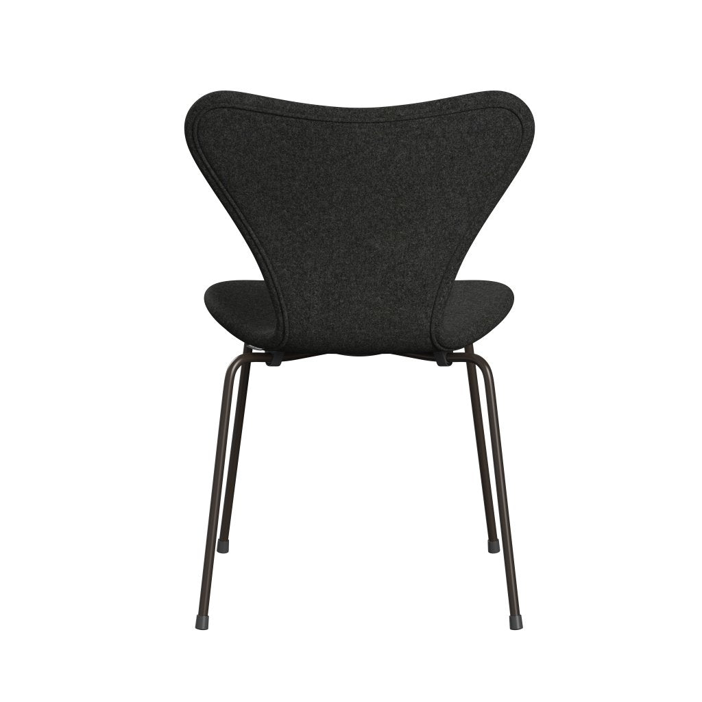 Fritz Hansen 3107 Chair Full Upholstery, Brown Bronze/Divina Melange Grey