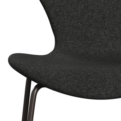 Fritz Hansen 3107 Chair Full Upholstery, Brown Bronze/Divina Melange Grey