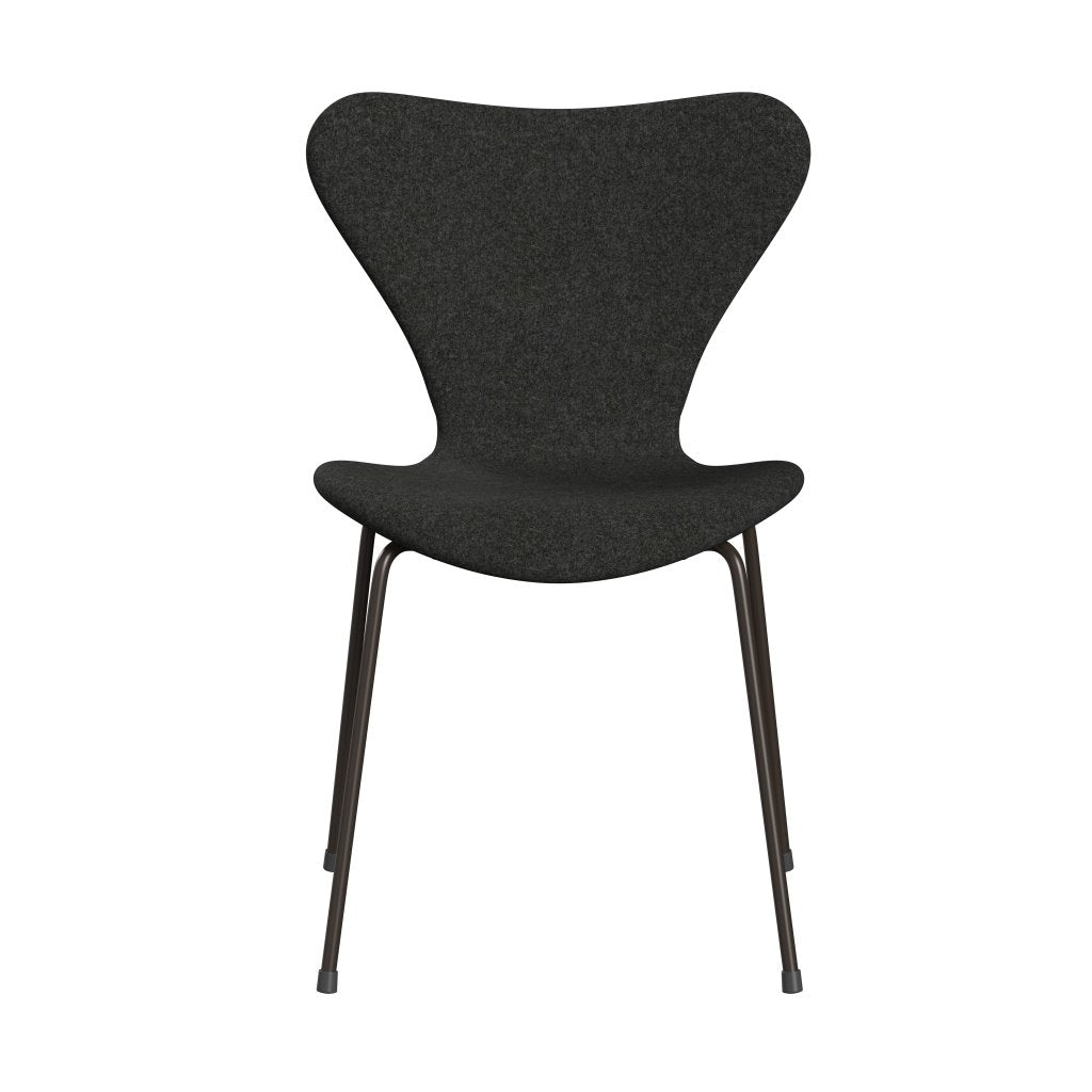 Fritz Hansen 3107 Chair Full Upholstery, Brown Bronze/Divina Melange Grey