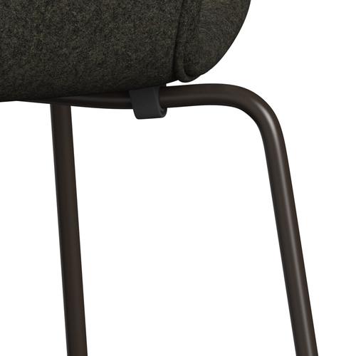 Fritz Hansen 3107 Chair Full Upholstery, Brown Bronze/Divina Melange Grey Brown