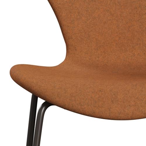 Fritz Hansen 3107 krzesło pełne tapicerka, brązowy brąz/divina Melange Orange Light