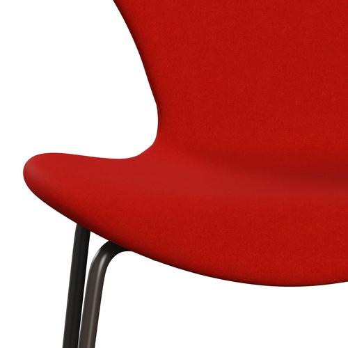 Fritz Hansen 3107 Krzesło pełna tapicerka, brązowy brąz/divina Red (div562)