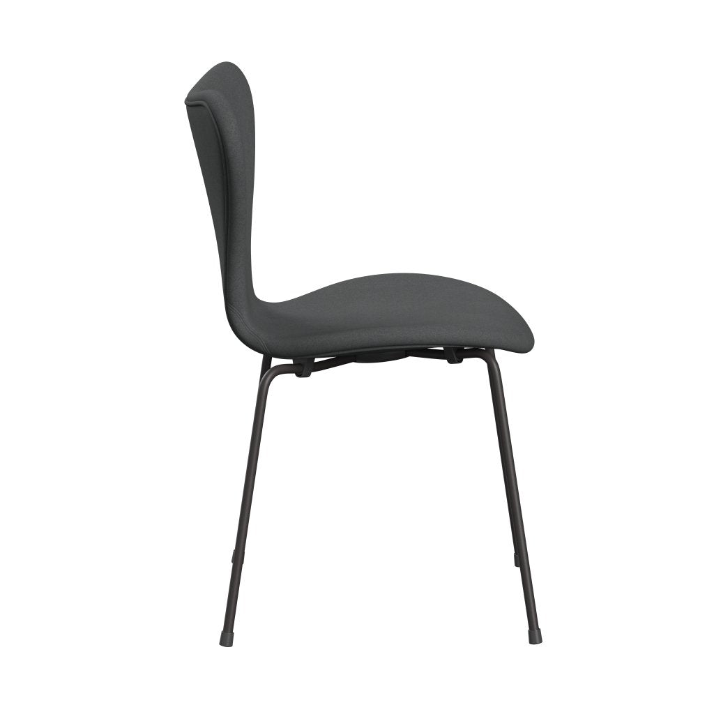 Fritz Hansen 3107 Chair Full Upholstery, Warm Graphite/Divina Dark Grey