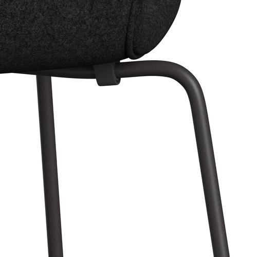 Fritz Hansen 3107 Chair Full Upholstery, Warm Graphite/Divina Md Dark Grey