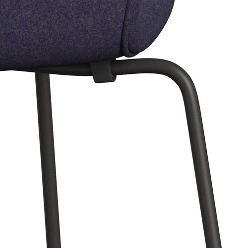 Fritz Hansen 3107 Krzesło Pełna tapicerka, ciepły grafit/Divina MD Dusty Blue