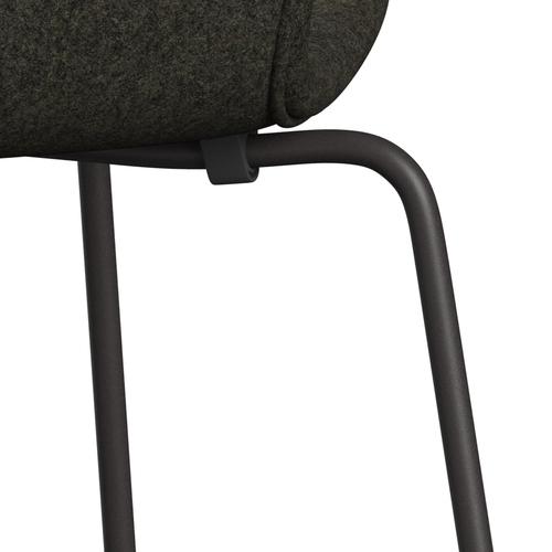 Fritz Hansen 3107 Chair Full Upholstery, Warm Graphite/Divina Melange Grey Brown