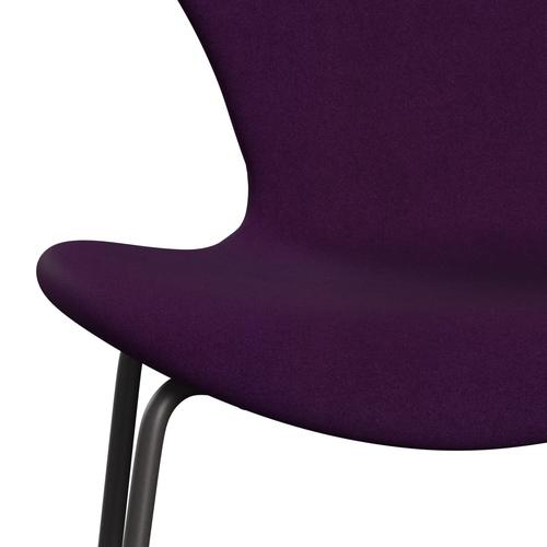 Fritz Hansen 3107 Krzesło pełna tapicerka, ciepły grafit/divina Violet (DIV696)