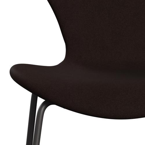 Fritz Hansen 3107 Krzesło pełne tapicerka, ciepły grafit/Divina Warm Brown