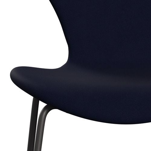 Fritz Hansen 3107 Krzesło pełne tapicerka, ciepły grafit/sława blackblue